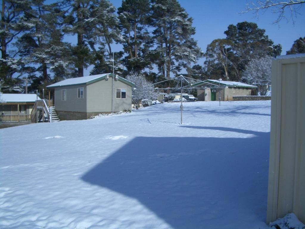 Rainbow Pines Tourist Caravan Park แอดามินาบี ภายนอก รูปภาพ