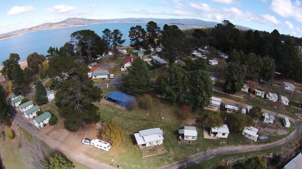 Rainbow Pines Tourist Caravan Park แอดามินาบี ภายนอก รูปภาพ